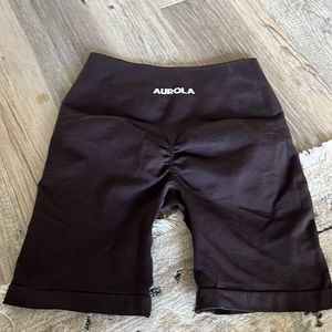 Brown seamless shorts